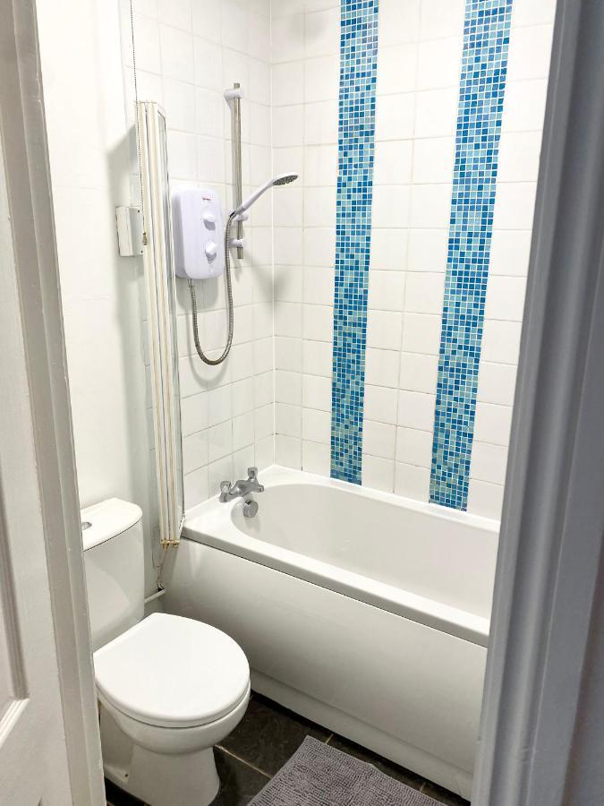 Torquay, 2 Bedrooms, Sleep 6, Free Parking, Torbay المظهر الخارجي الصورة